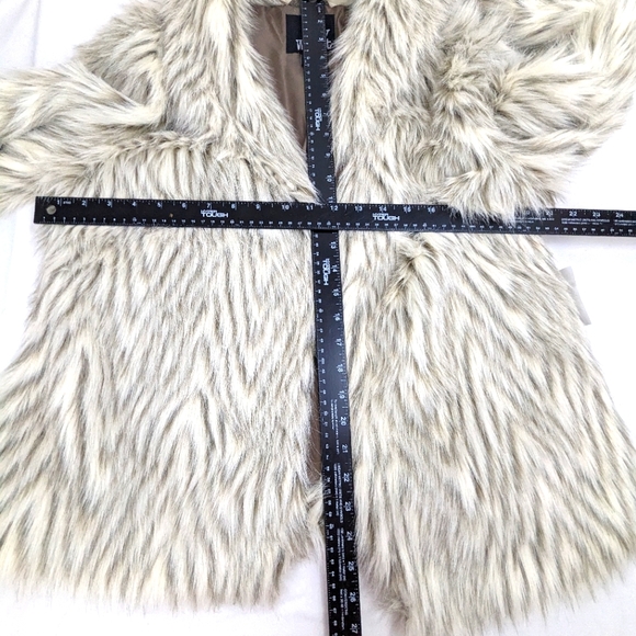 Say What Charlotte Russe NWT Faux Fur Jacket Off White & Grey Large Bag 20 - Picture 3 of 9